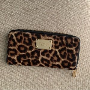michael kors leopard wallet